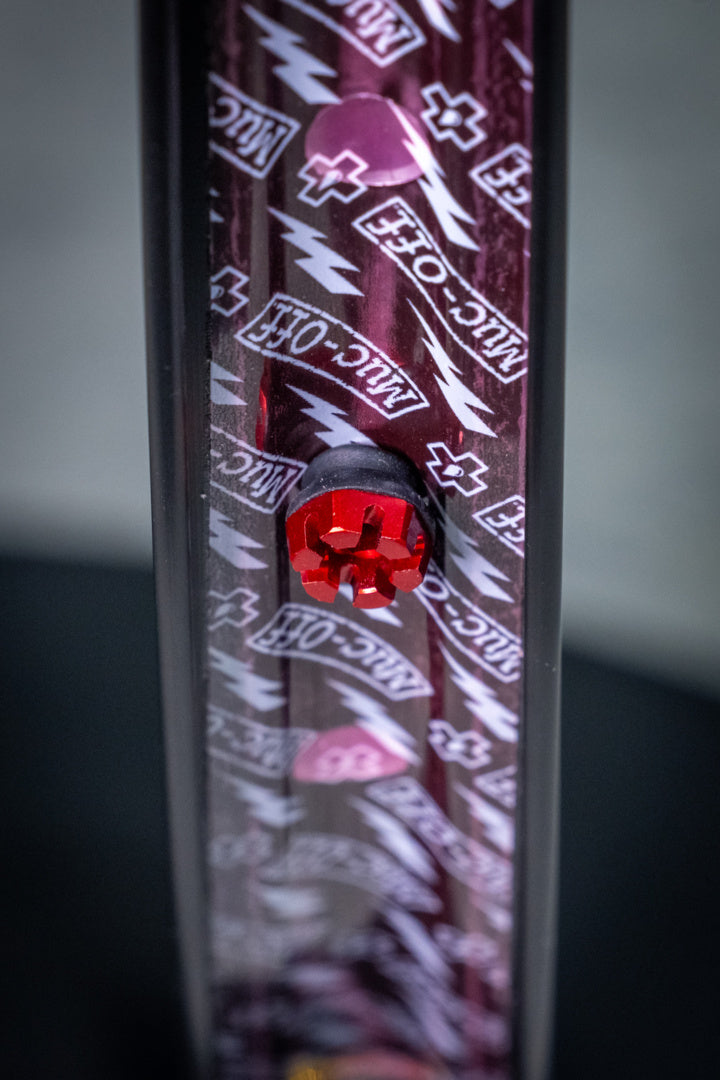 V2 Tubeless Valve Kit /red