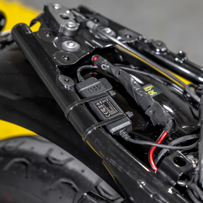 Waterproof 12V to USB Smart Adaptor