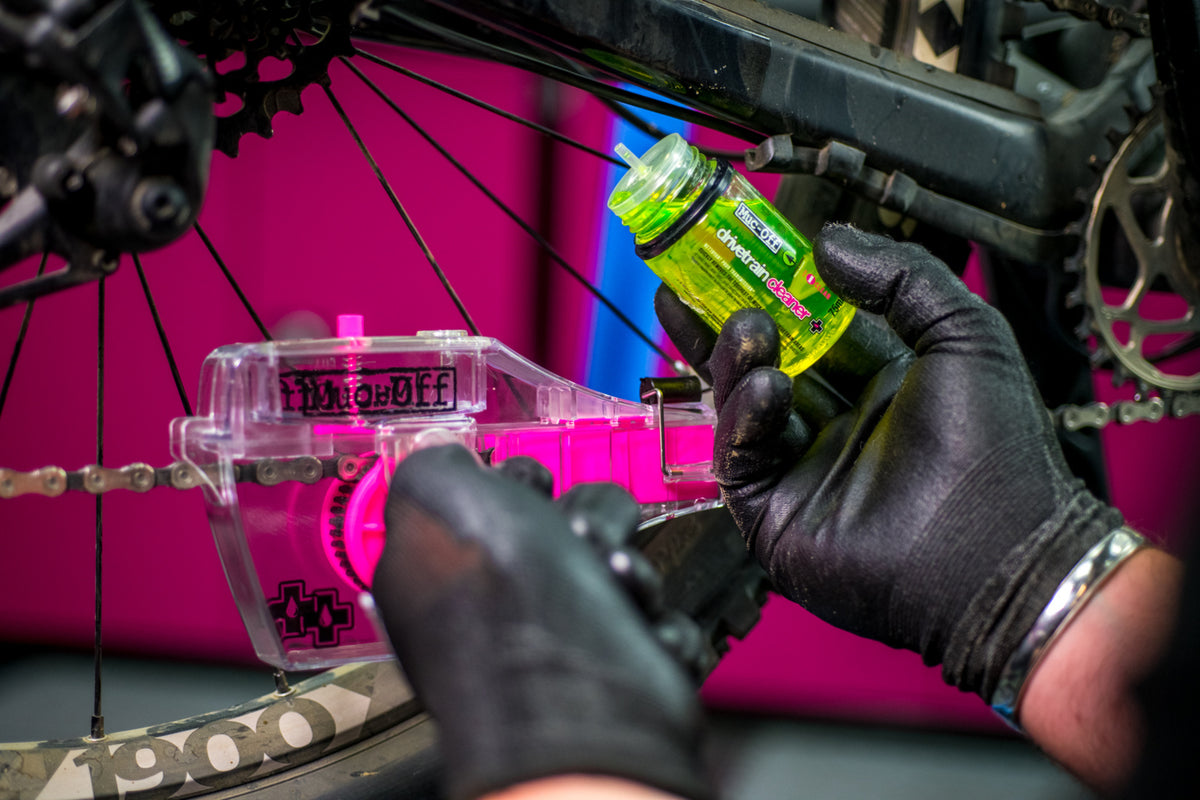 Muc-Off X-3 Chain Cleaner (Kettenreiniger)