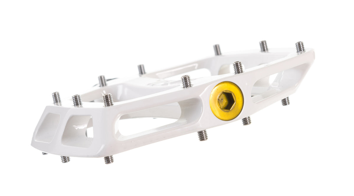 DMR V12 Magnesium Pedale. Diverse Farben.