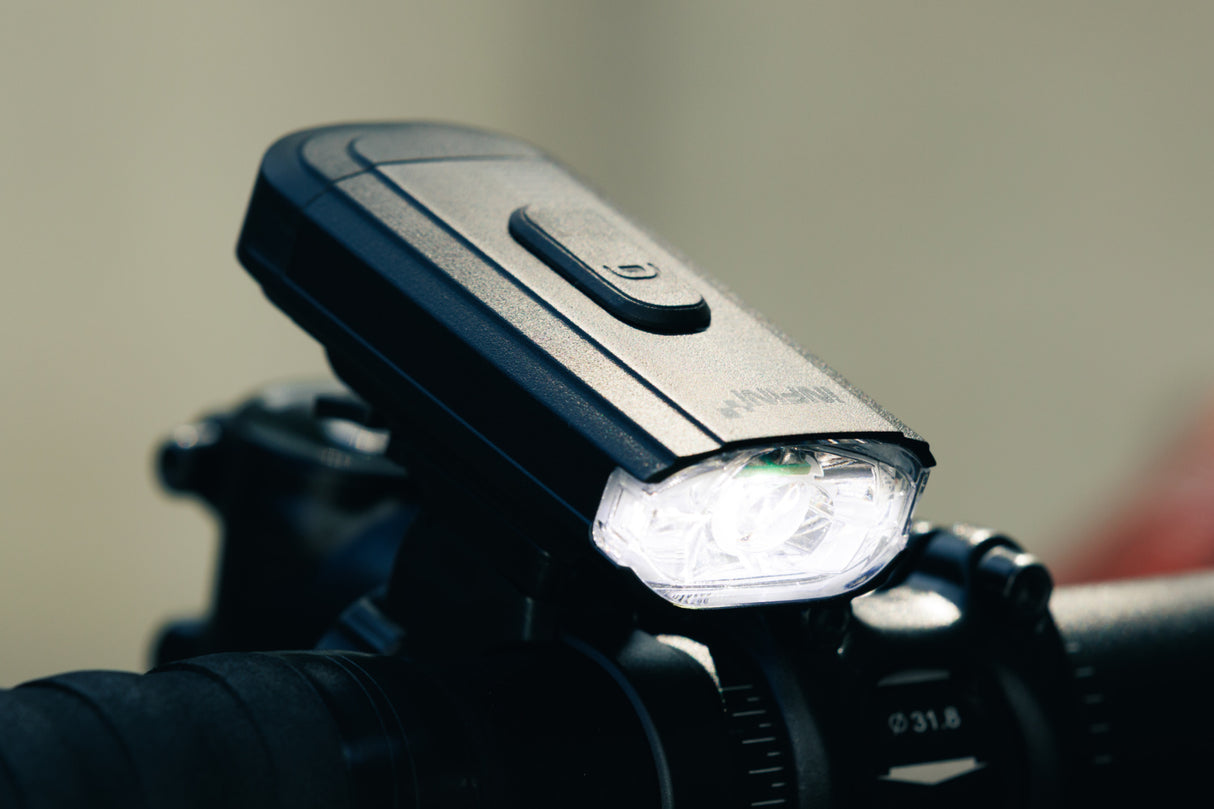 Infini Vorderlicht Astra 400