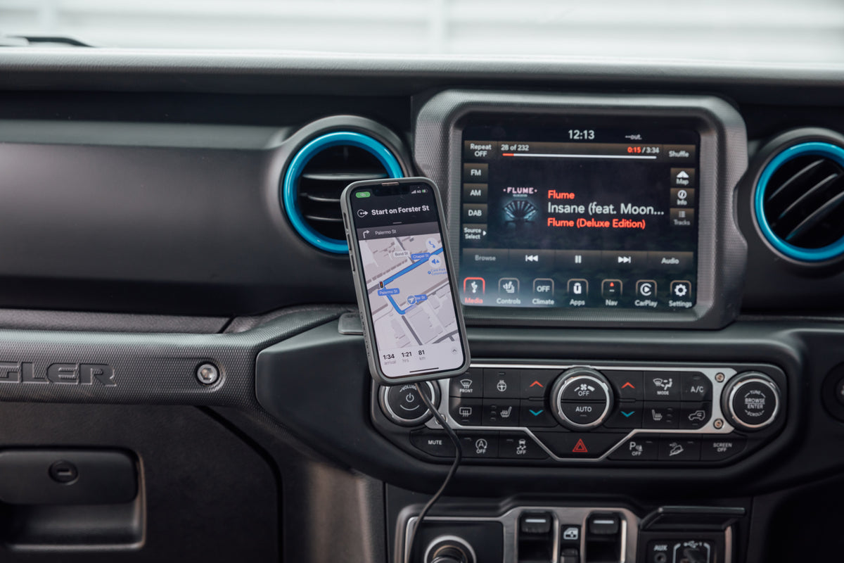 Quad Lock Wireless Charging Head for Car / Desk - V2