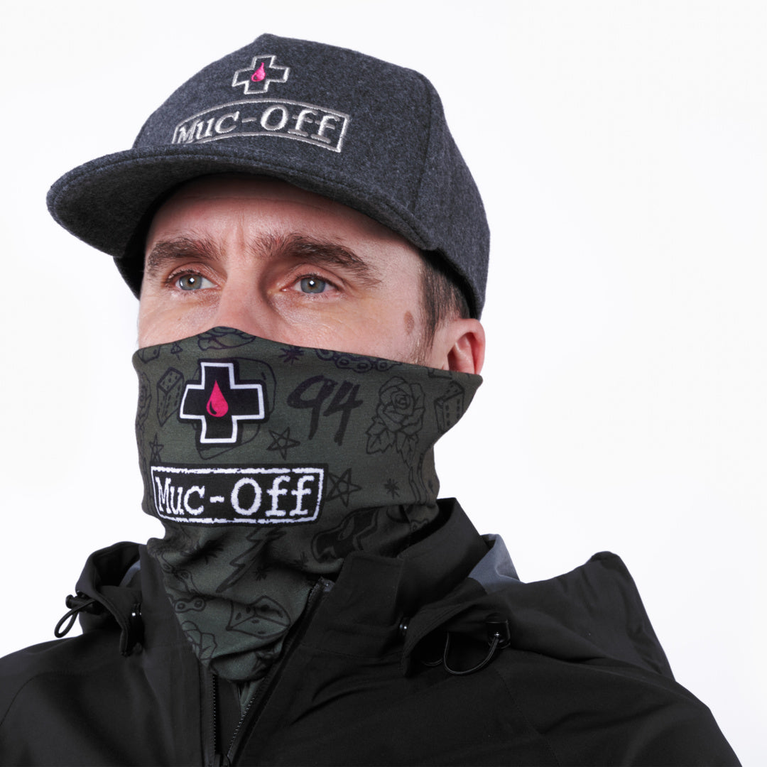 Lightweight Neck Gaiter green punk