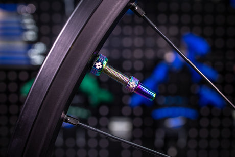 V2 Tubeless Valve Kit /iridescent
