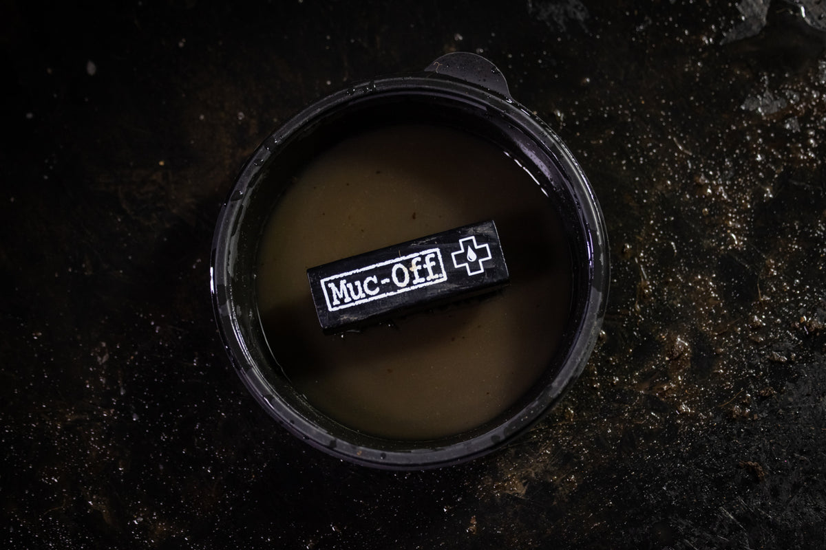 Muc-Off Wooden Cleaning Brush