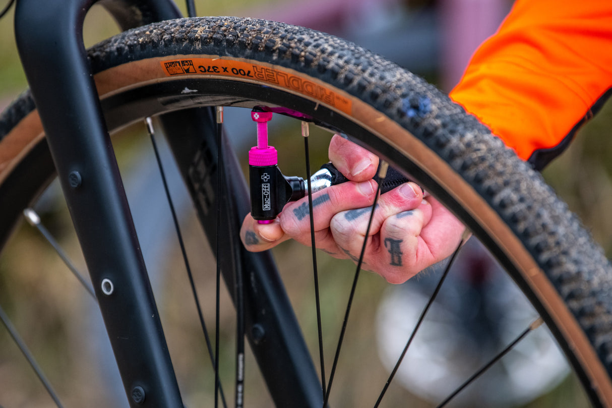 Muc-Off Countertop 16g CO? Refill Cartridge Jar 40 Stk.