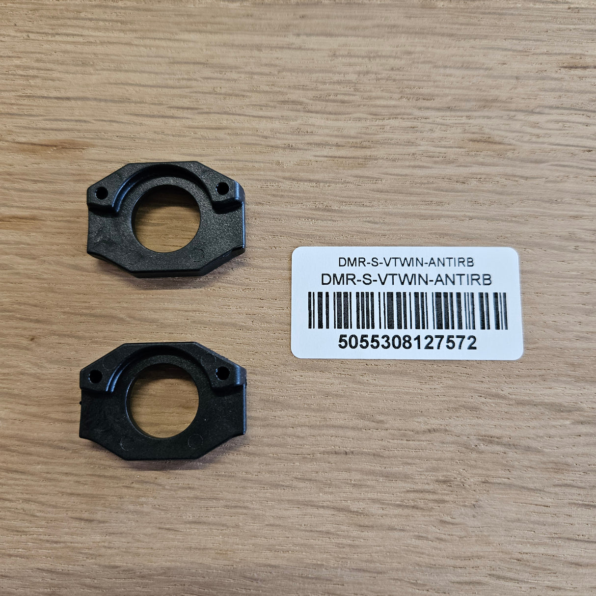 DMR V-Twin Anti Rotation Bumper, 2 Stück.