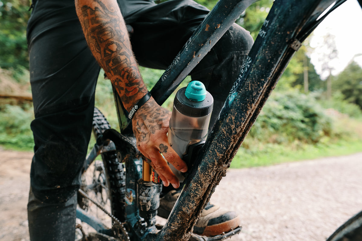 Fidlock TWIST Trinkflasche 600 ml antibakteriell – Single (mit Bottle Connector, ohne Bike Base)